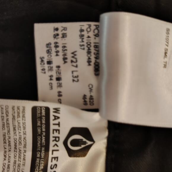 Levi’s 725 High Rise Bootcut Jeans — Size 27x26, Black, Premium Tab - Picture 6 of 6